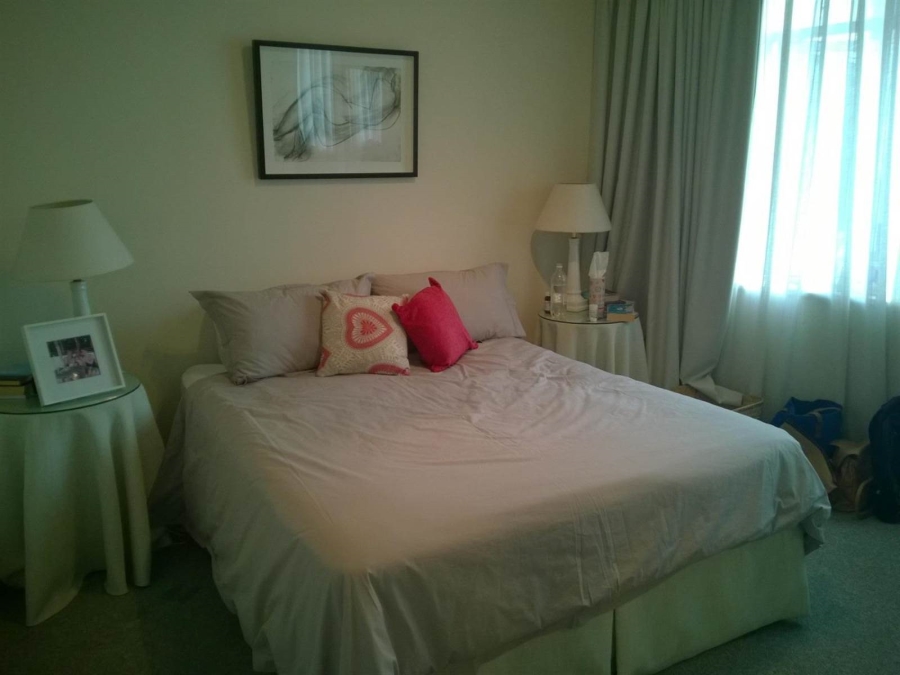 To Let 2 Bedroom Property for Rent in Sea Point Western Cape